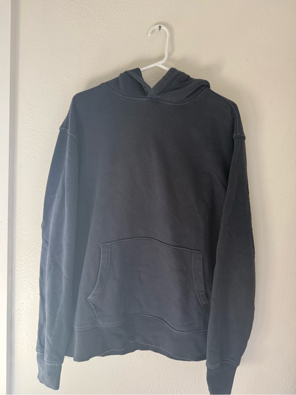 Old Navy Men's Navy Blue Pullover Hoodie